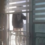 전 여친이 만나주지 않자 ‘아파트 16층’까지 기어올라간 남자친구