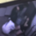 왜 인사 안해..? 10대 여학생들 폭행 20대 여성 둘 입건