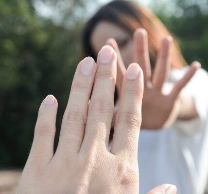 남친의 이별 통보에 “자해”하고 허위 신고한 여성 무고죄 선고받아