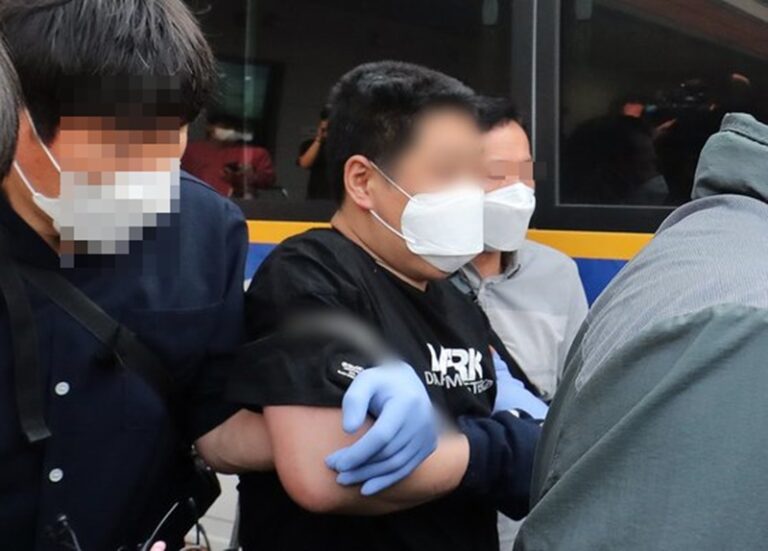 길거리에서 ‘묻지 마 살인’ 저지른 40대 남성. “관세음보살이 시켰다”