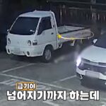 지구대 앞에서 난투극 벌인 여성들, 알고 보니…(영상)
