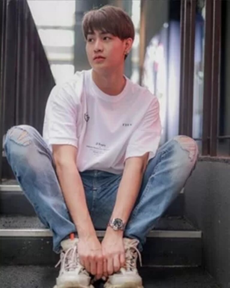 여자친구 살해하고 “실수로 찔렀다” 해명한 유명 남배우