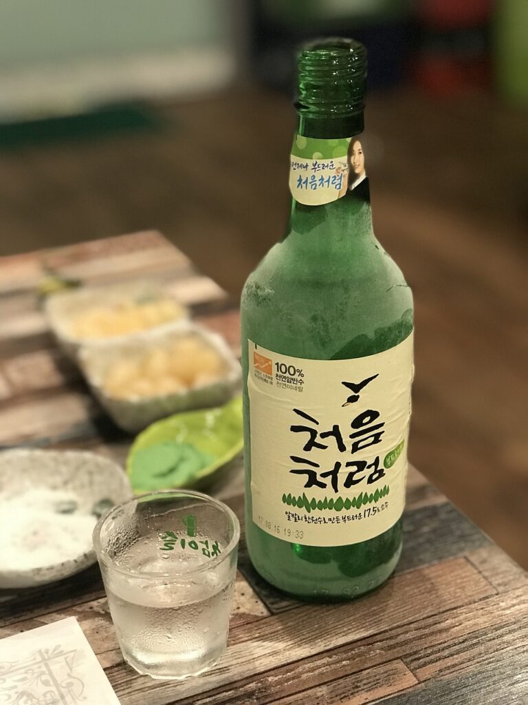 bottle-2877005_1280