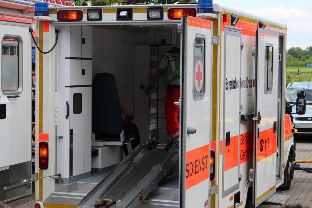 rescue-3735206_1280