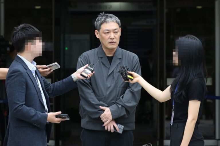 고깃집에서 여성 성추행한 혐의로 기소된 유튜버 김용호, 집행유예