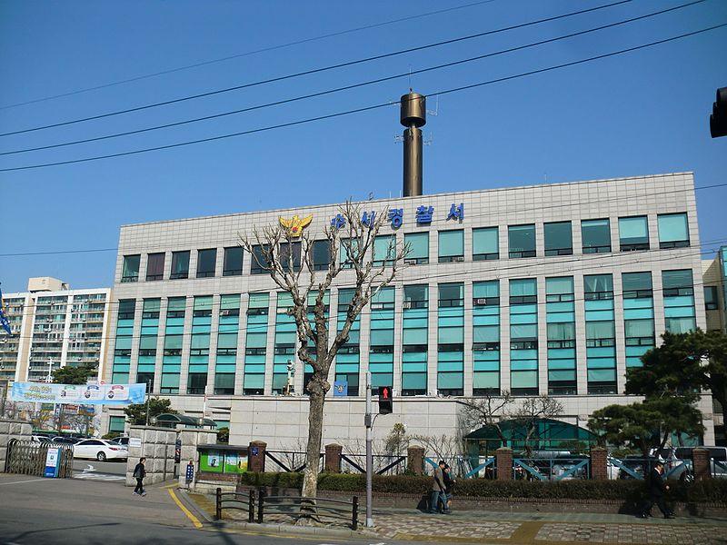 WIKIMEDIA COMMONS hyolee2