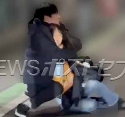 아침 방송 출연 중인 일본 남녀 아나운서, 술에 취해 길거리에서….