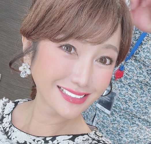 사기꾼 남자친구 때문에 9억 피해 입은 유명인