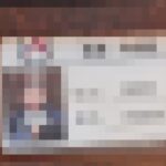 블프 세일 때 구매한 코트 뜯었는데 안에 들어있는 물건이…. ‘황당’