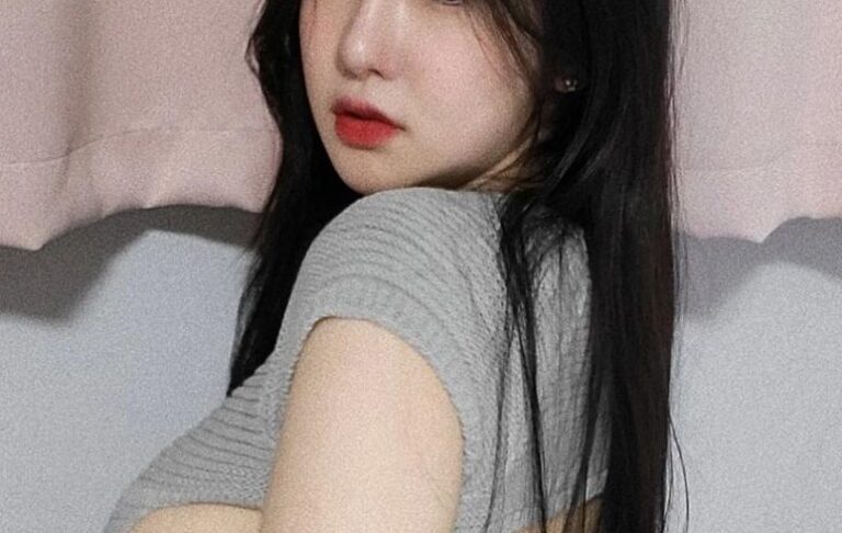 역대급 방송사고 일으켰던 BJ 퓨리, 팬트리 시작 알려