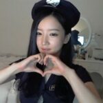 여캠 비비앙, 과거 사채업자 채무로 ‘억지 벗방’ 했었다.