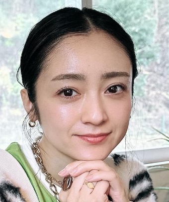 재혼 10년 만에 이혼 발표한 유명 여배우