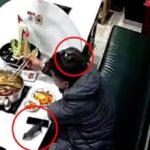 훠궈 먹는데 날벼락… 머리 위로 쥐 떨어져(영상)