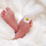 세르비아에서 신생아 사망케 한 폭력 의사