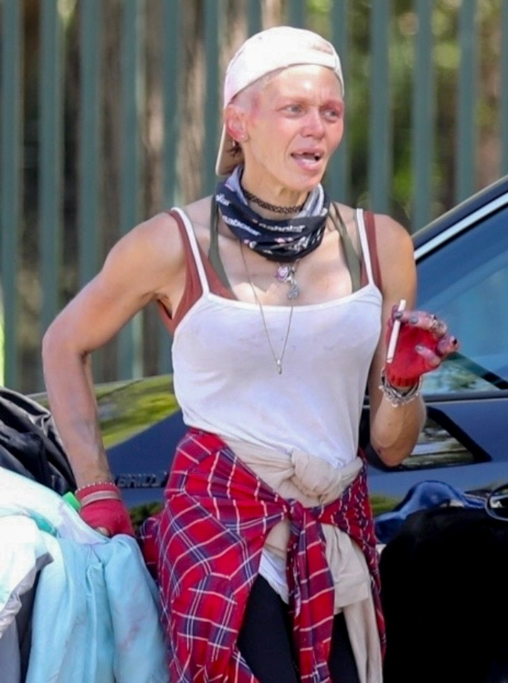 struggle-real-former-baywatch-star-841299224