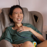 암으로 세상 떠나기 전 가족, 친구들과 함께 셀프 장례식 치른 20대 여성